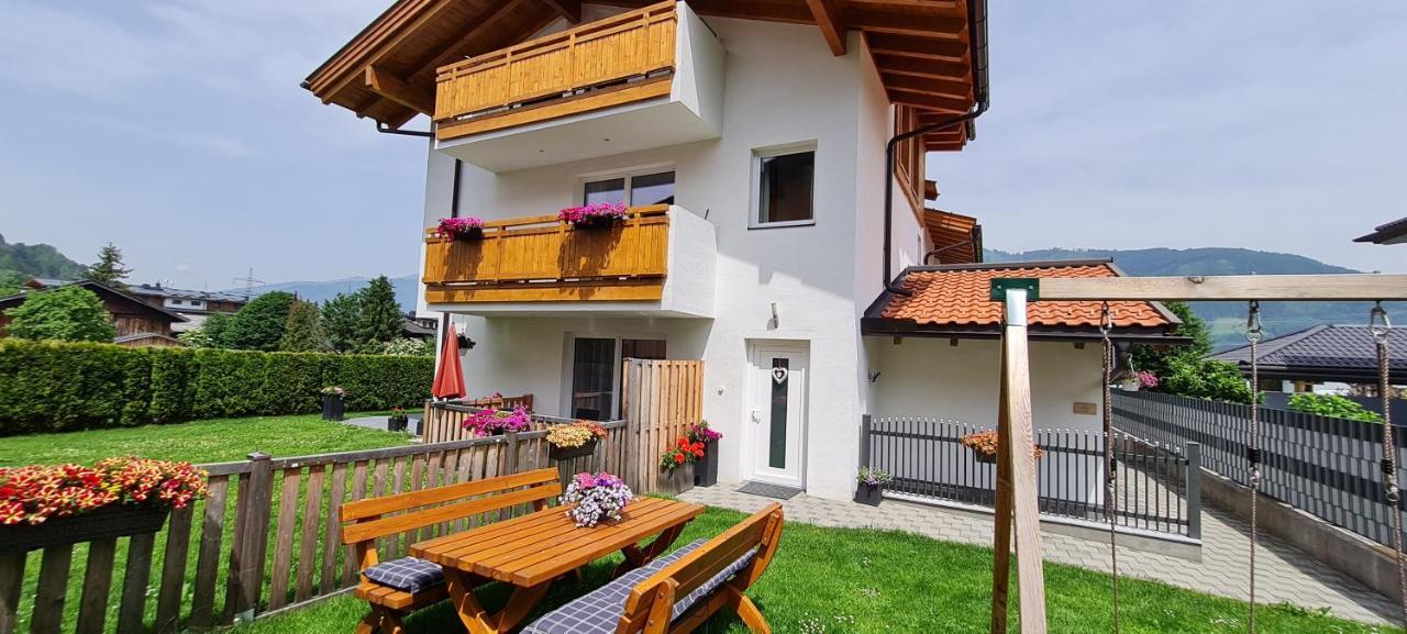 Alp-In Lodges Kaprun Exterior foto